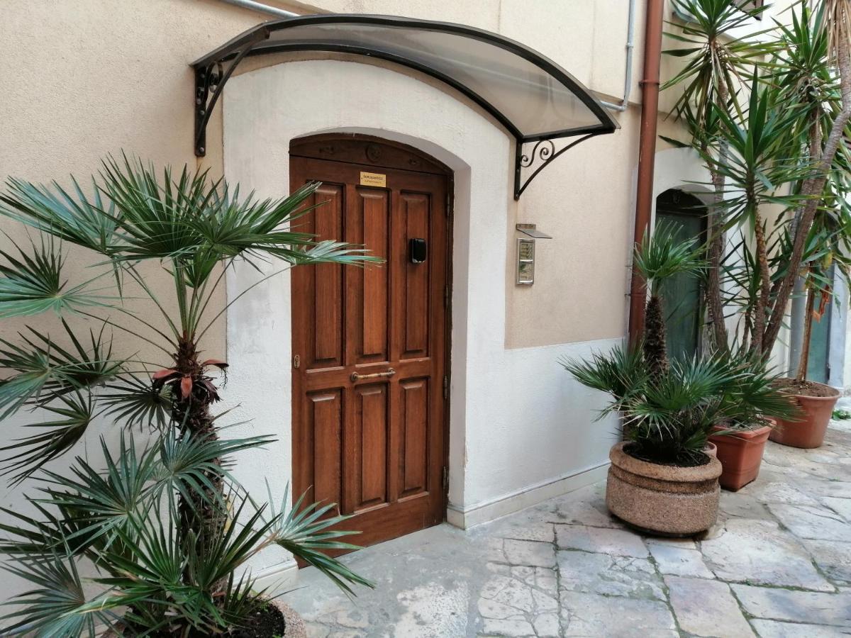 Corte Del Borgo Antico Bari Exterior photo